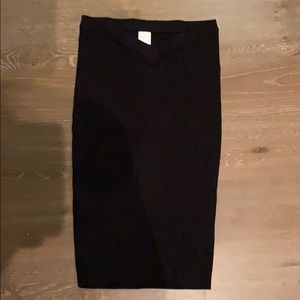 Aritzia REPOP black pencil skirt size medium